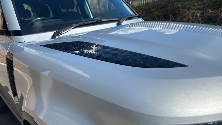 Land Rover Defender 3.0 D300 SE 110 5dr Auto Diesel Estate